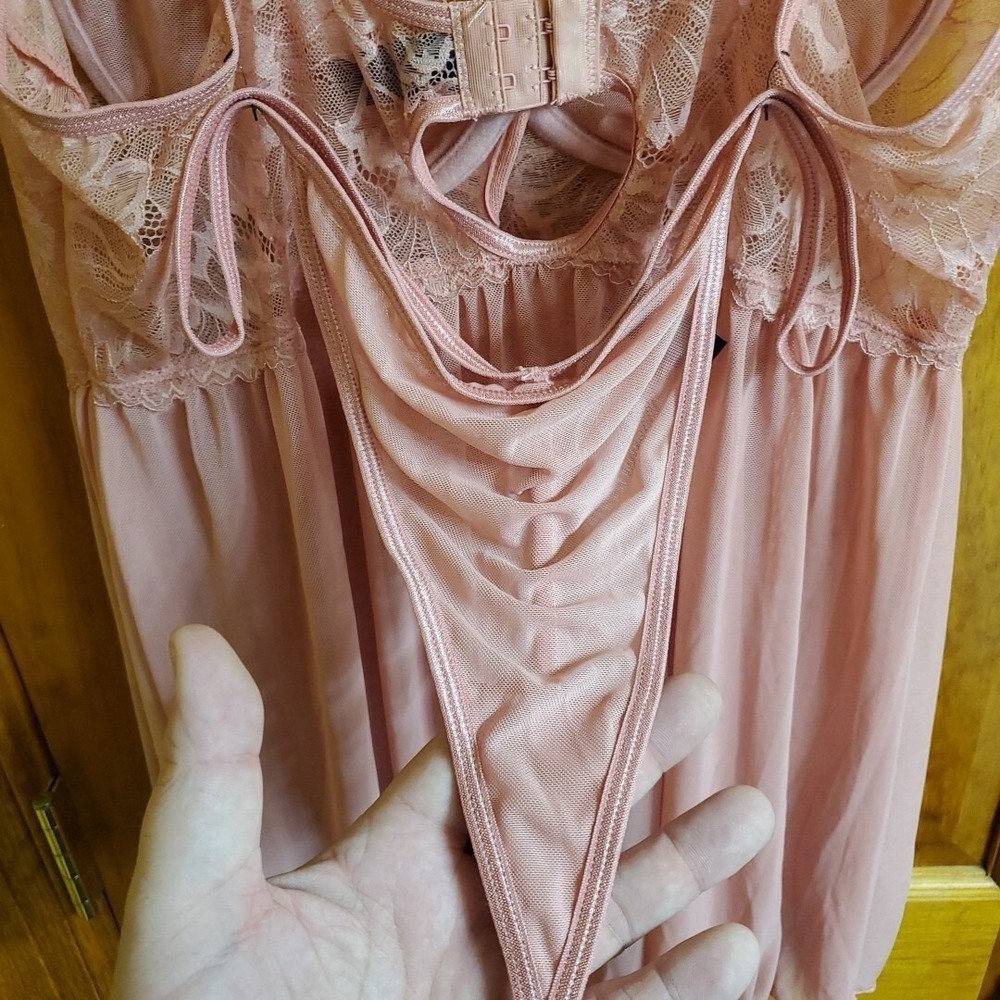 Carrie Amber Intimates Pink Lace Babydoll And Mesh G-string (New) - Picture 6 of 7